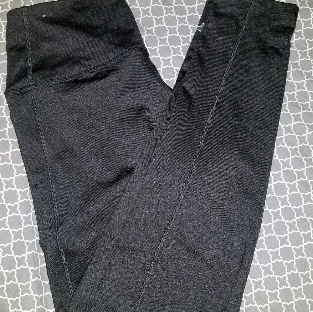 PINK COZY LEGGINGS large. Nwt